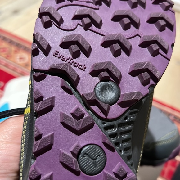 1 hour sale. Puma. Complete running shoe - Picture 5 of 9